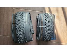 Új Bontrager Saint-Anne Pro XR TLR 2.4" külsők