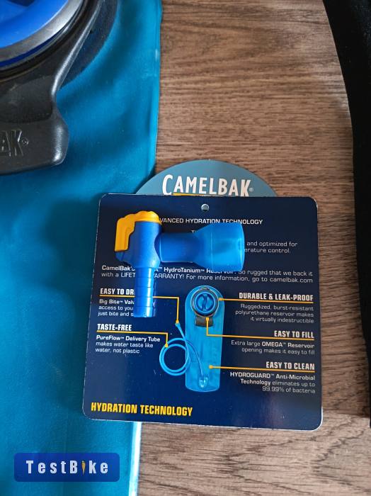 Új camelbak víztartály 2 literes