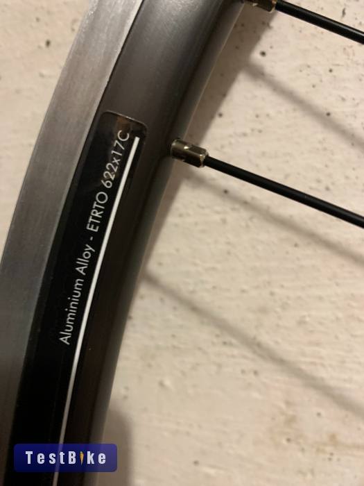 Új Campagnolo Calima kerékszett