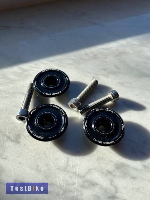 Új Cane Creek topcap