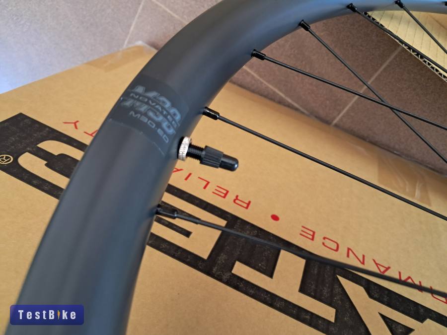 Új carbon kerékszett 29 kerék ár alatt! Novatec syncross DT