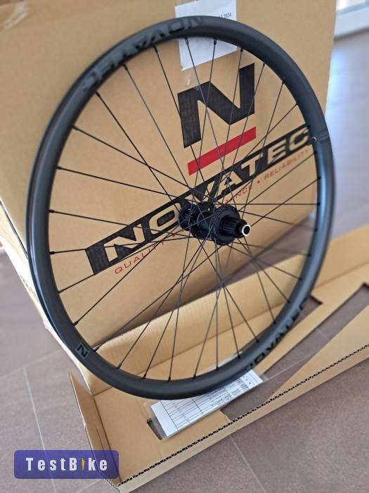 Új carbon kerékszett 29 kerék ár alatt Novatec syncross DT