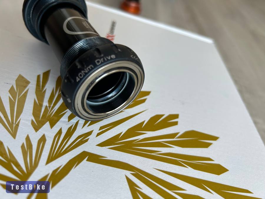 Chris King ThreadFit™ 24 BSA külső csapágyas középcsapágy