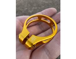 Új CNC alu nyeregcső bilincs 34,9mm arany