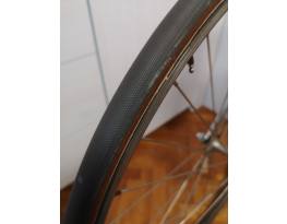 Új Continental Competition szingó