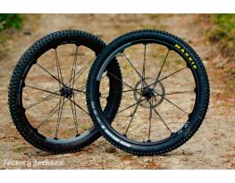 Új Crankbrothers Iodine 2 boost 29"