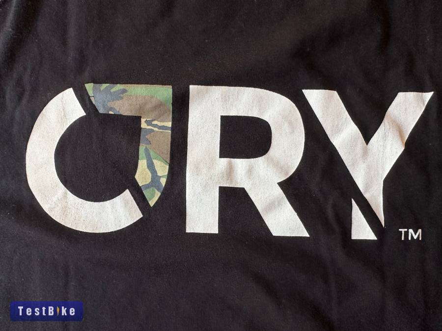 Új CRY brand fekete/camo slim fit póló, t-shirt (S) - BMX