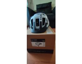 Új Cube ATX Fleet kerékpáros sisak M-es méret 