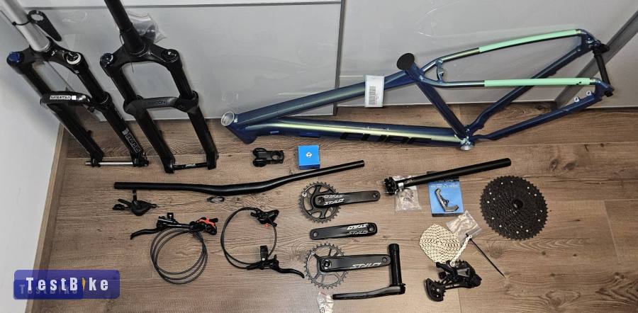 új Cube Reaction Pro 29-er váz , L-es méret eladó