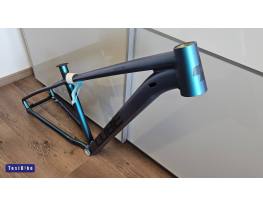 Ăj Cube Reaction Pro kamĂ©leon, 29-er vĂĄz , M-es mĂ©ret eladĂł