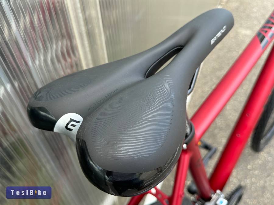 Új Dema Aveiro 7 Trekking 28" tárcsafékes, Alivio 3x9, Akció