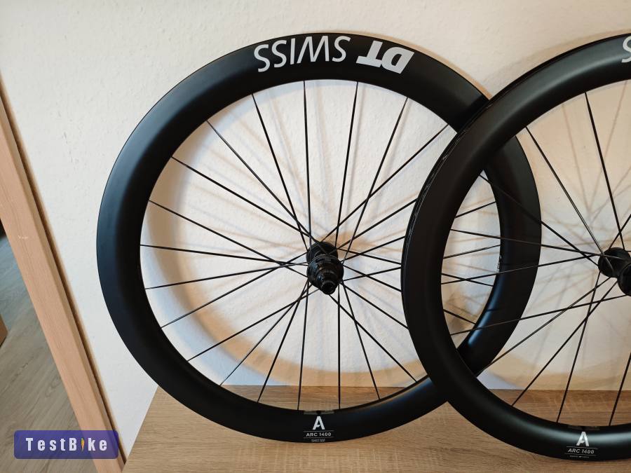 Új DT Swiss ARC 1400 55mm karbon kerékszett 28"