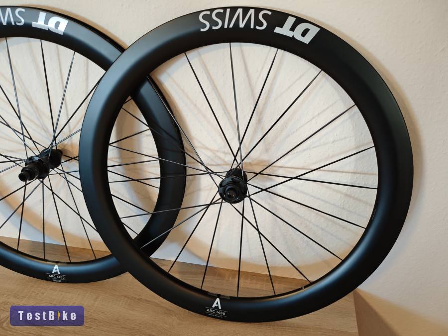 Új DT Swiss ARC 1400 55mm karbon kerékszett 28"