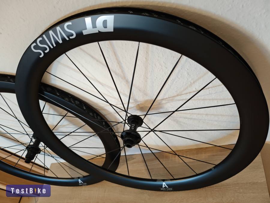 Új DT Swiss ARC 1400 55mm karbon kerékszett 28"