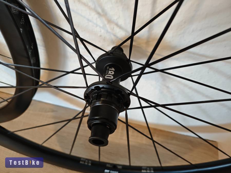 Új DT Swiss ERC 1100 35/45mm karbon kerékszett 28"