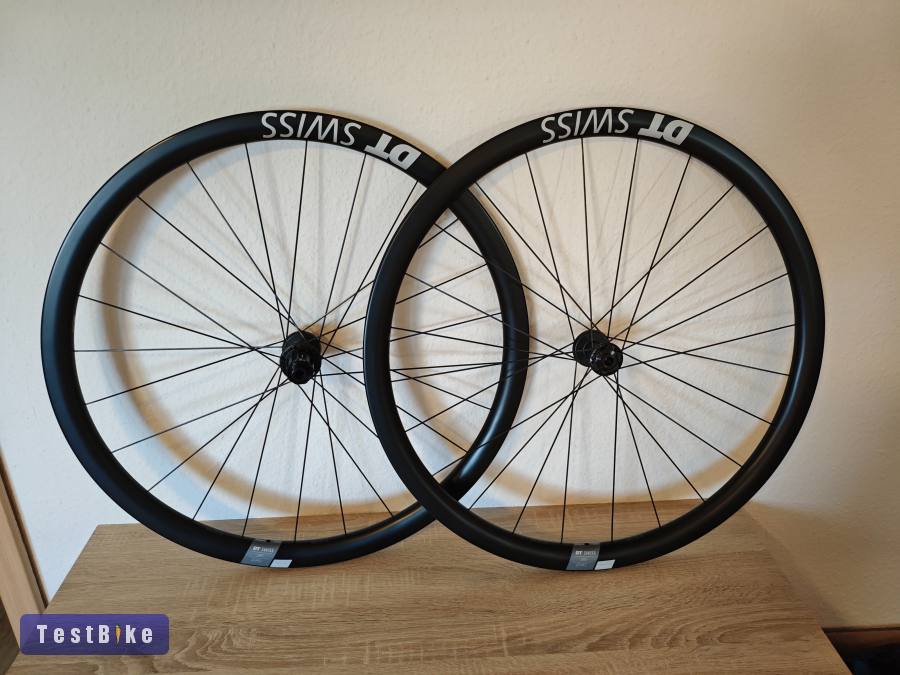 Új DT Swiss ERC 1600 35mm karbon kerékszett 28"