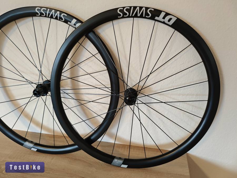 Új DT Swiss ERC 1600 35mm karbon kerékszett 28"