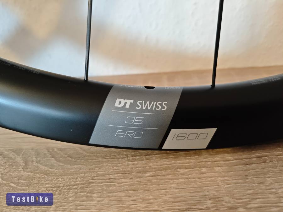 Új DT Swiss ERC 1600 35mm karbon kerékszett 28"