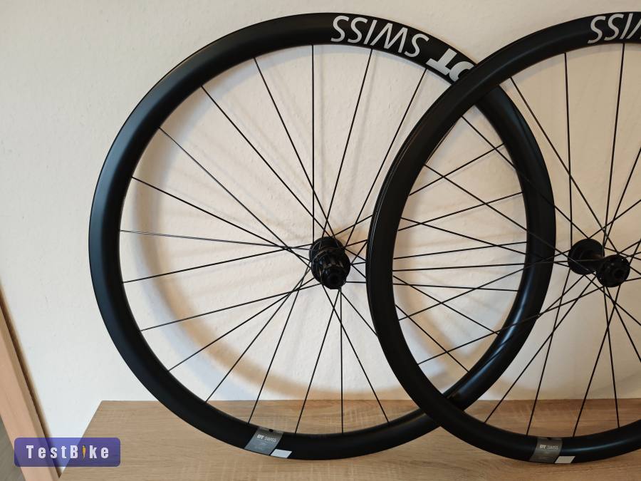 Új DT Swiss ERC 1600 35mm karbon kerékszett 28"