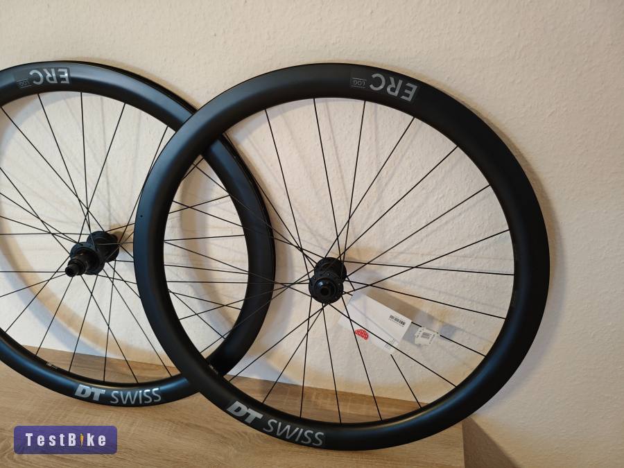 Új DT Swiss ERC LOG karbon kerékszett 28"