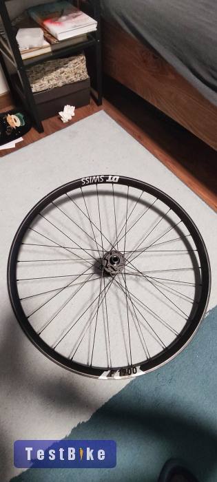 Új Dt Swiss F1900 hátsó kerék