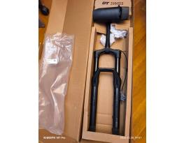 Új DT Swiss F535 ONE 27.5" 150mm prémium villa + gyári kieg