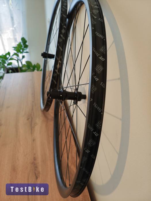 Új DT Swiss G540 kerékszett 622×24