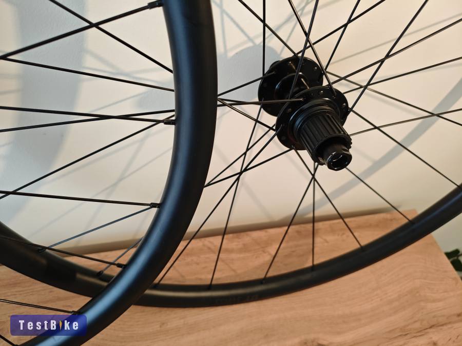 Új DT Swiss G540 kerékszett 622×24