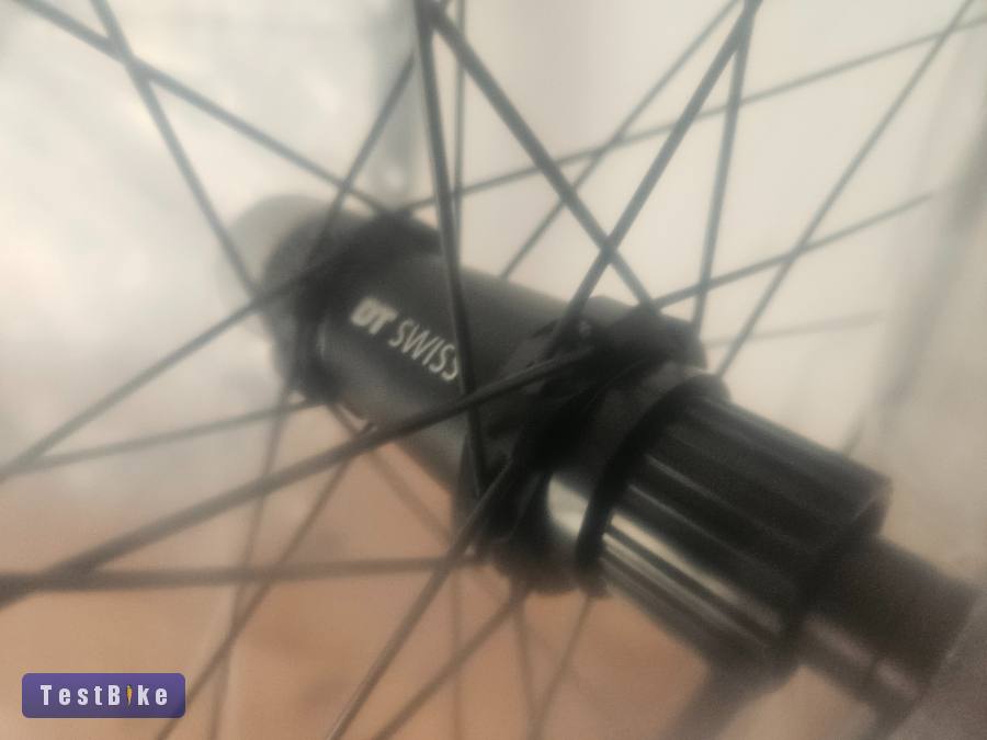 Új DT Swiss HX 1700 Spline® 29er Boost Microspline