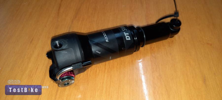 Új DT Swiss R232ONE 165x45 Trunnion és Du(normál szabvány)