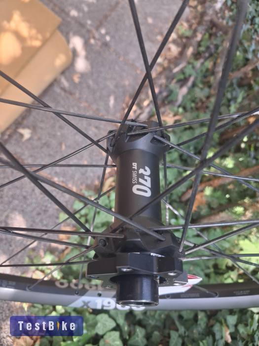 Új DT 370 hybrid 1900 boostos ratchetes kerékszett