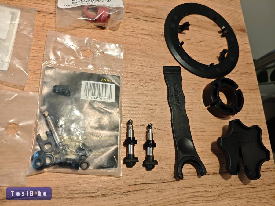 Új és újszerű Mavic alkatrészek és kiegészítők 