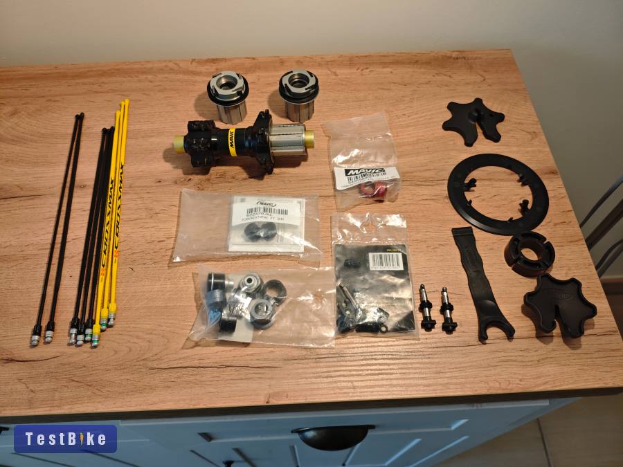 Új és újszerű Mavic alkatrészek és kiegészítők 