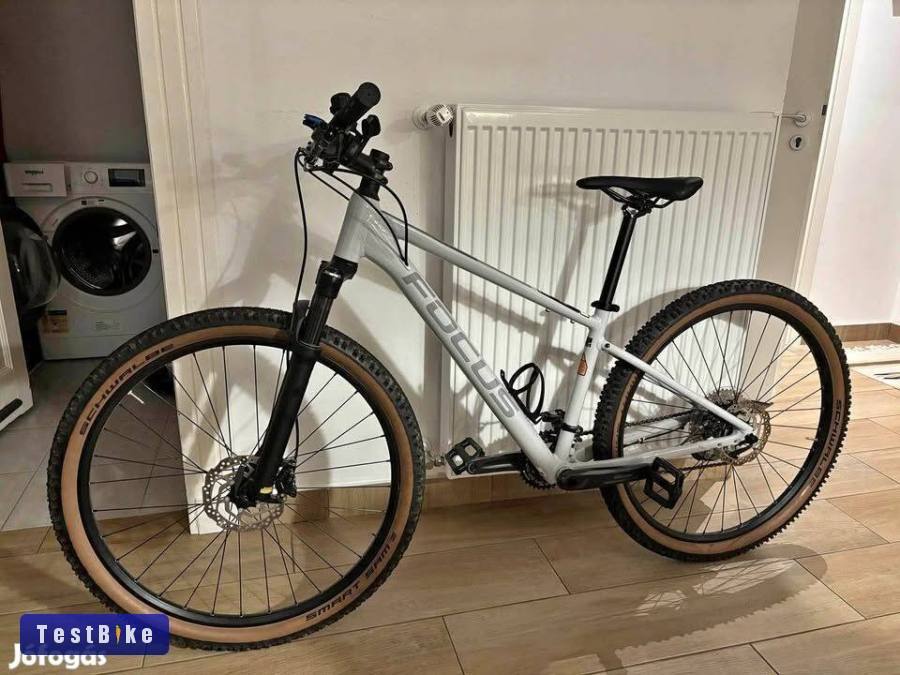 Új Focus Whistler 3.8 27,5” kerékpár