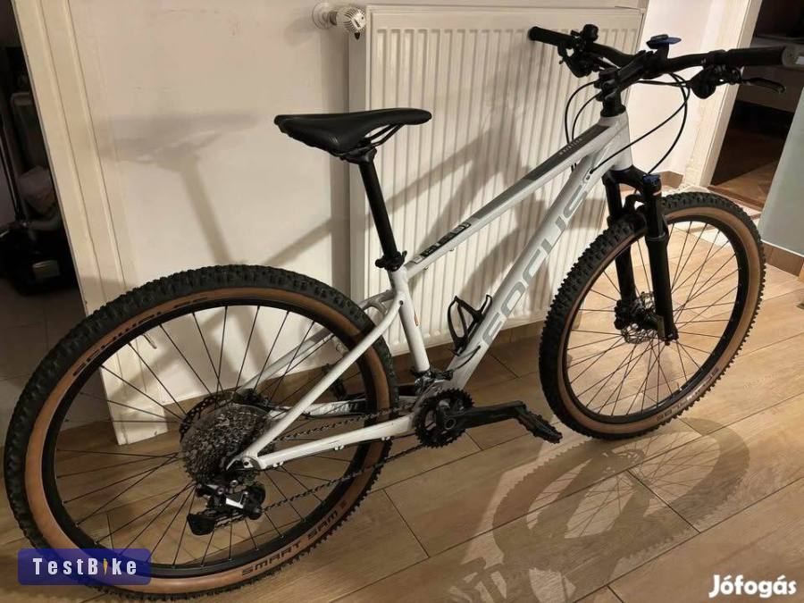 Új Focus Whistler 3.8 27,5” kerékpár