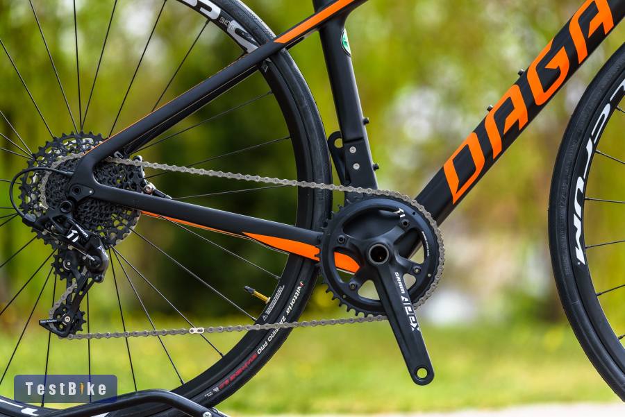 Új Fondriest Daga (50) full karbon országúti kerékpár