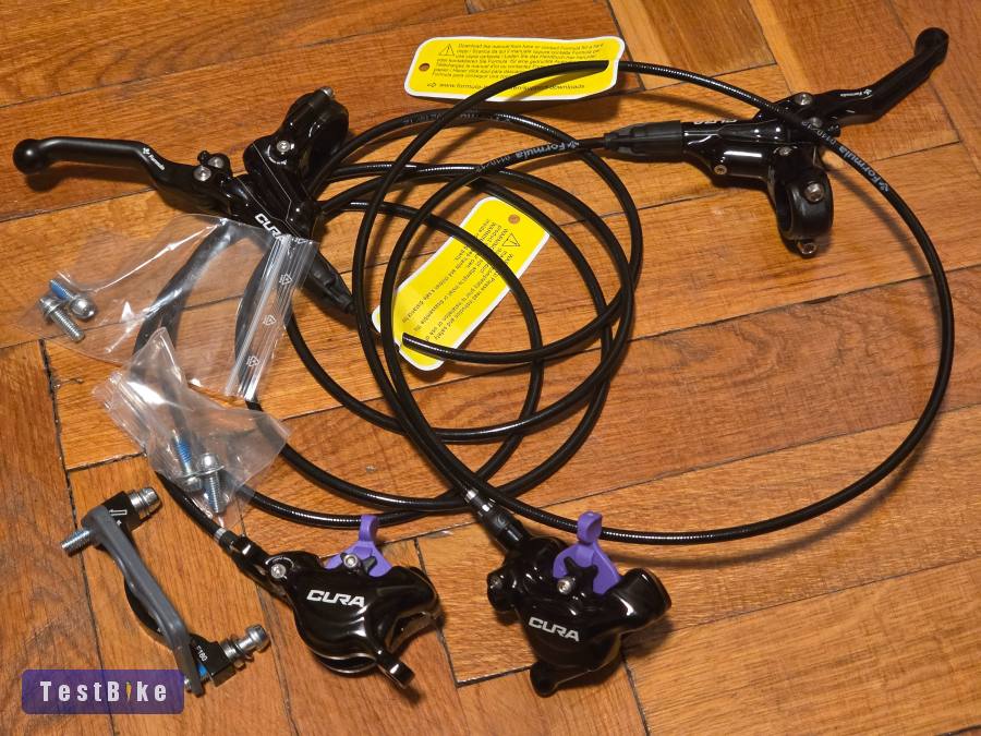 Új Formula Cura fékszett