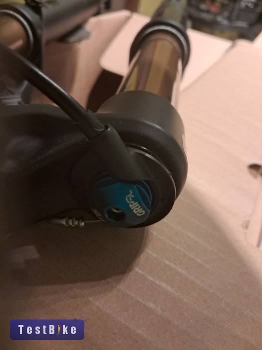Új Fox 32 Grip SL 32 1300g sc factory  kashima