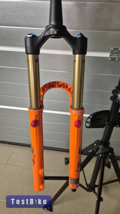 Új FOX 36 Factory FiT4 160mm