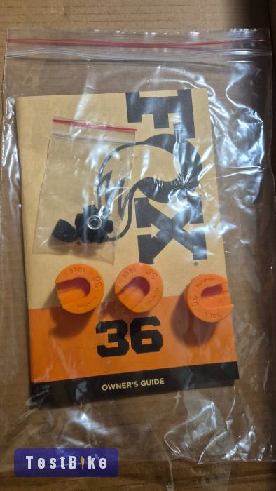 Új FOX 36 Factory GRIP X villa 160mm