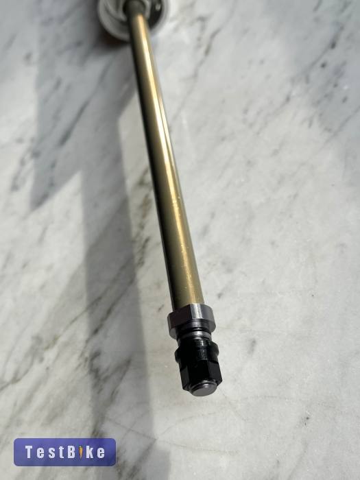 Új FOX 38 AirShaft 180mm!