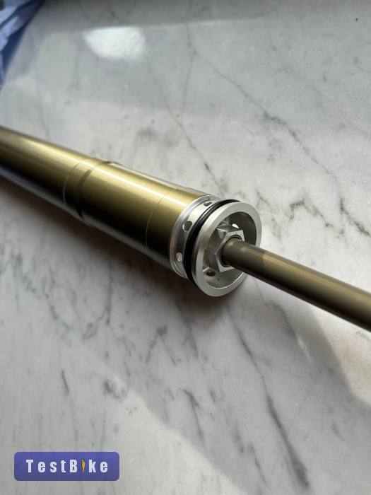 Új FOX 38 AirShaft 180mm!