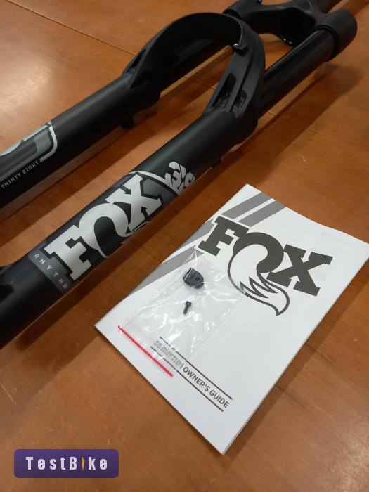 Új FOX 38 Float Rhythm  27.5" teleszkóp 170mm