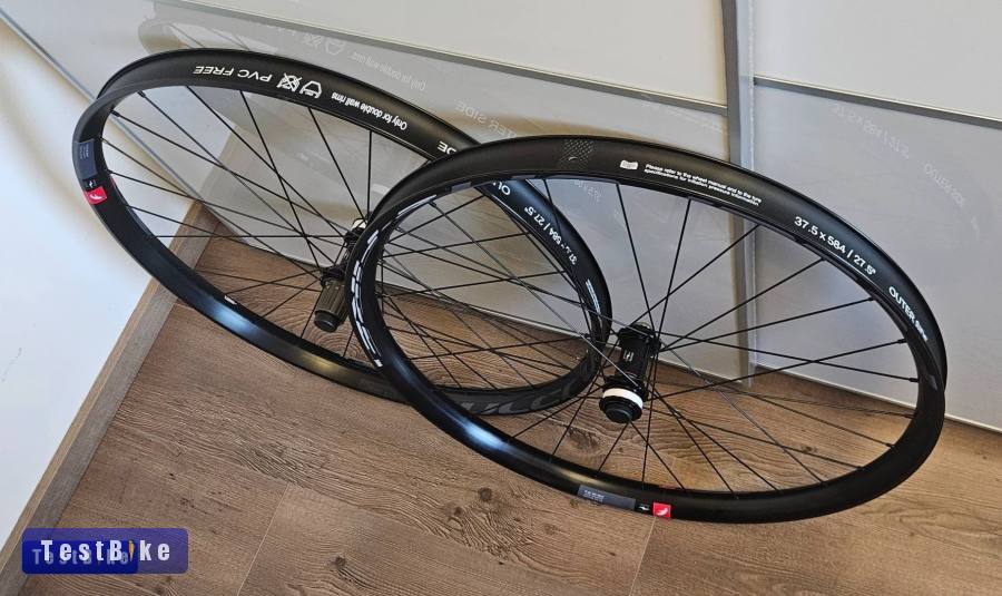 Új Fulcrum e-fire szett, 27,5, Boost, HG rotor, CL tárcsa