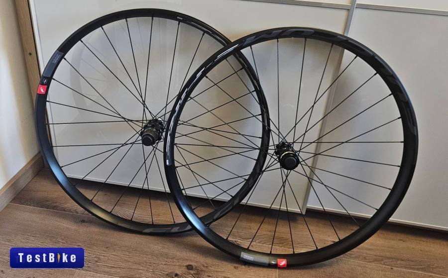 Új Fulcrum e-fire szett, 27,5, Boost, HG rotor, CL tárcsa