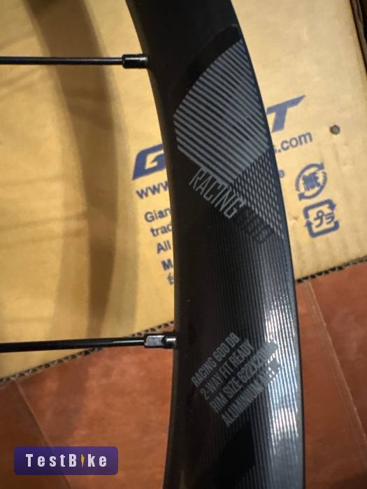 Új Fulcrum országúti kerékszett