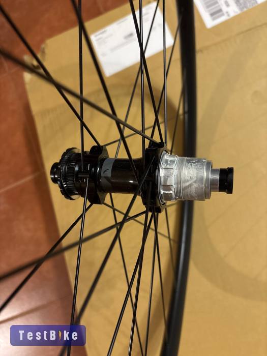 Új Fulcrum országúti kerékszett