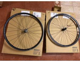 Új Fulcrum országúti kerékszett komplett kerék