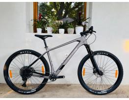 Új Genesis Impact 9.2 karbon mtb