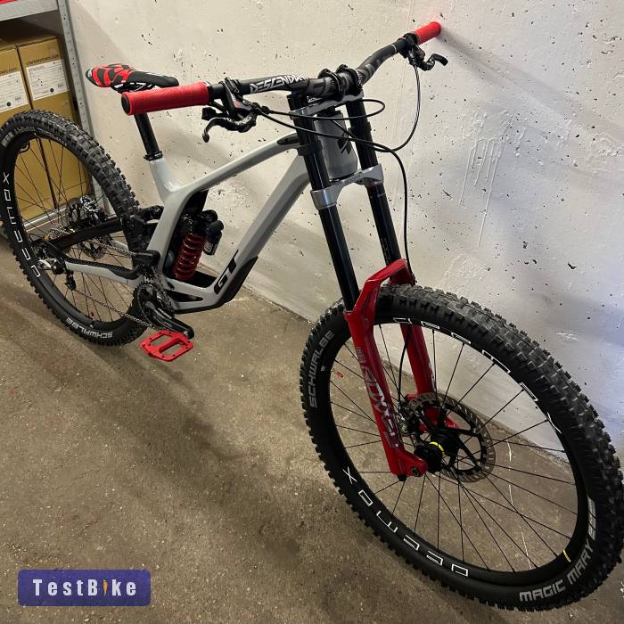 új GT Fury Pro 29" dh kerékpár